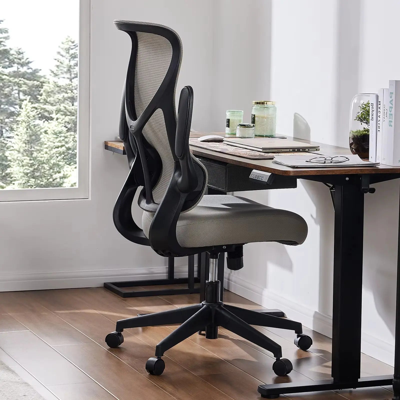 Ergonomic Mesh Lumbar Support Office Desk Computer Chair High Back Swivel Rolling Gaming Chairs with Wheels and Flip-Up Arms