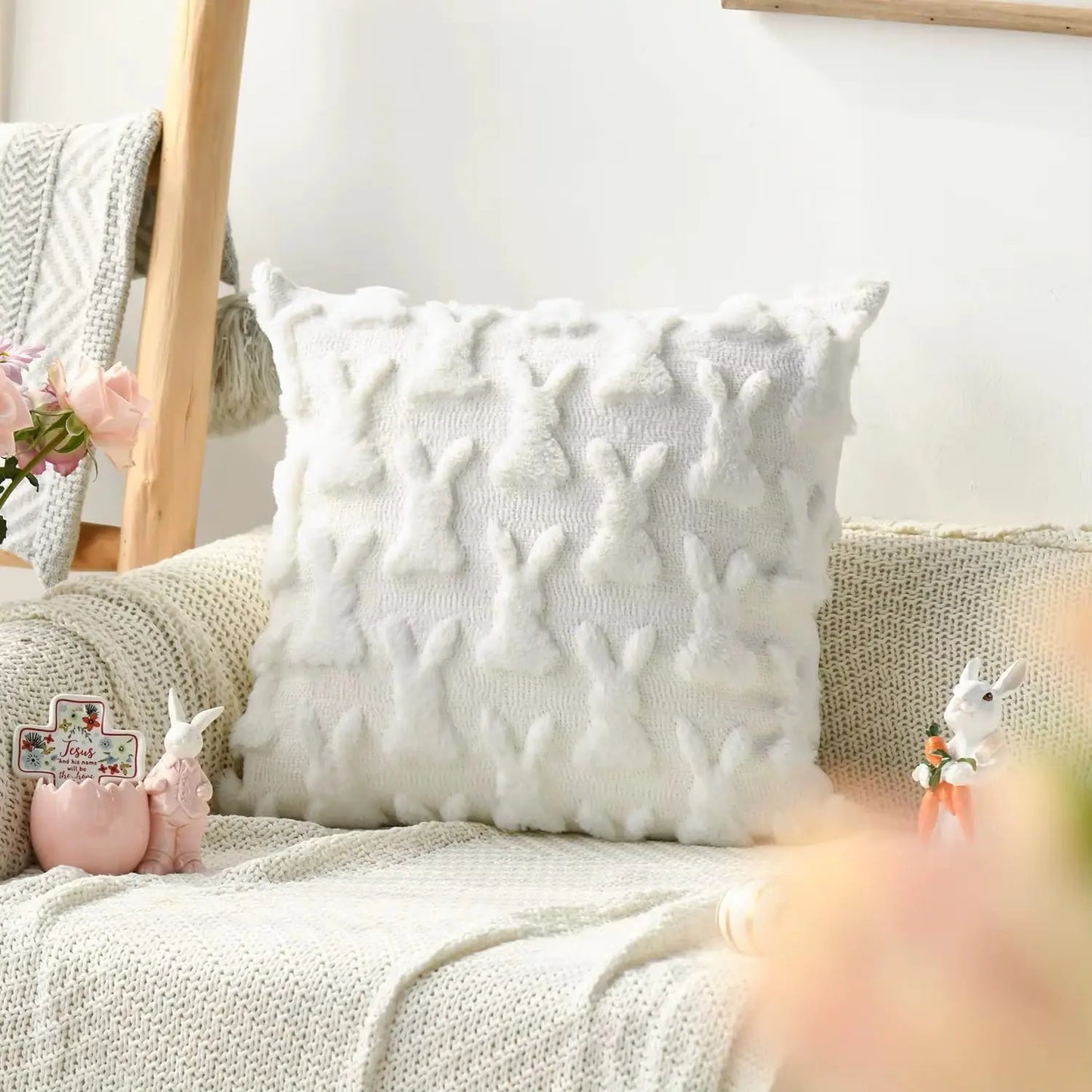 Easter Bunny Throw Pillow Covers Soft Plush Pillowcase 45X45Cm Couch Cushion Case for Easter Decor Couch Sofa Bedroom Decorative