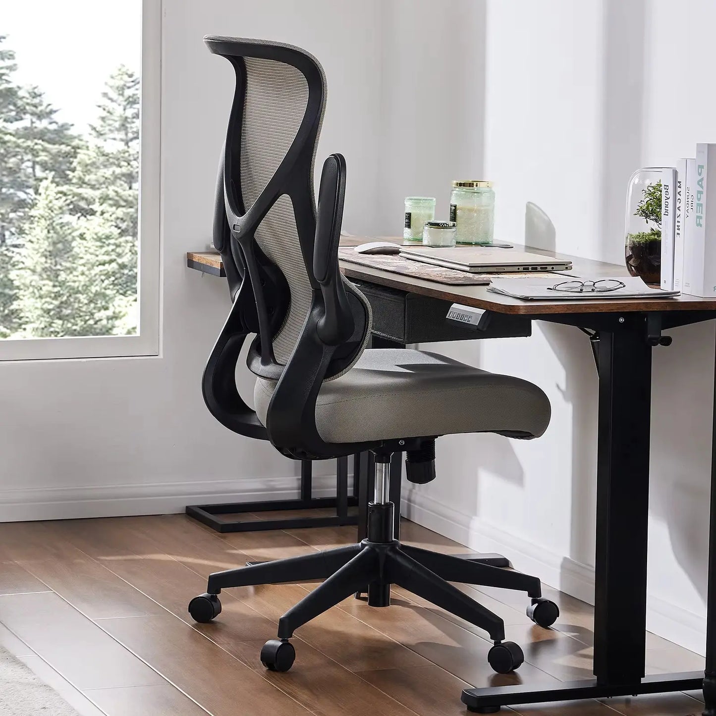 Ergonomic Mesh Lumbar Support Office Desk Computer Chair High Back Swivel Rolling Gaming Chairs with Wheels and Flip-Up Arms